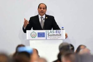 الرئيس المصري عبدالفتاح السيسي خلال قمة العرب وأوروبا